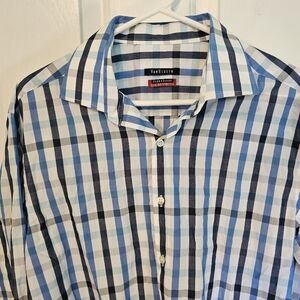 Van Heusen Men's Blue and White Casual Long Sleeve Button Down Shirt Sz L